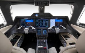 Embraer Phenom 300 cockpit